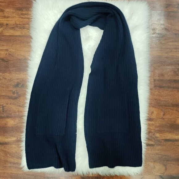 Navy Blue Cashmere Wool Blend With Pockets Ribbed Knit Scarf - Picture 5 of 7